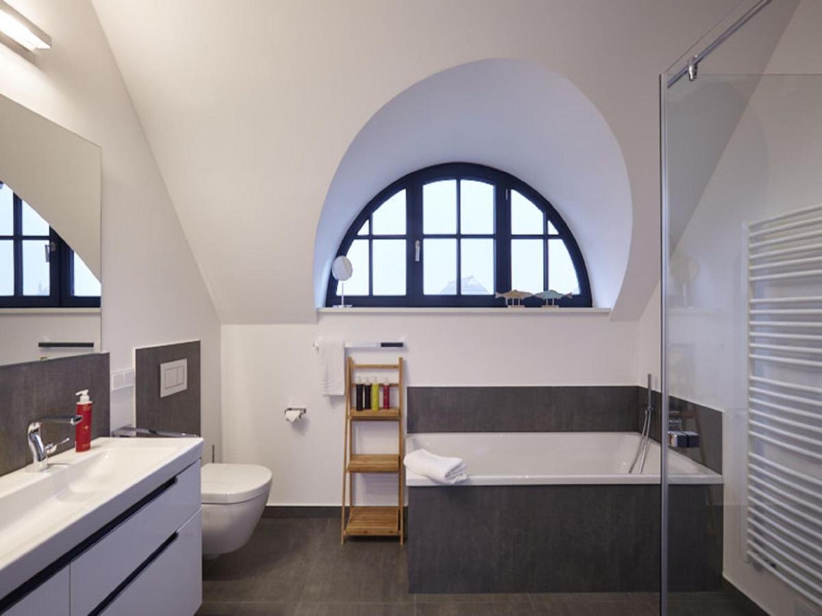 Reetland Am Meer - Luxus Reetdachvilla Mit 3 Schlafzimmern, Sauna Und Kamin F15 드란스케 외부 사진
