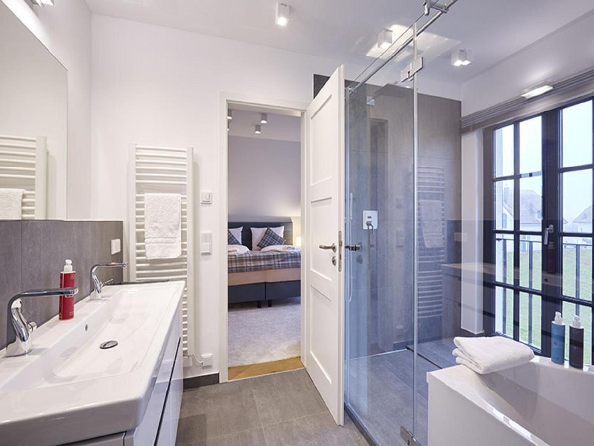 Reetland Am Meer - Luxus Reetdachvilla Mit 3 Schlafzimmern, Sauna Und Kamin F15 드란스케 외부 사진